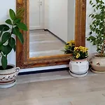 Mia * بولا